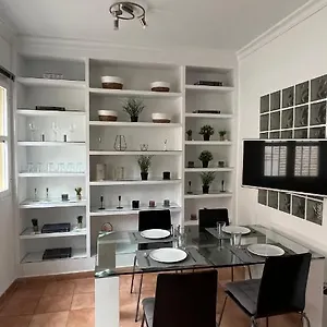 https://apto-carreterias-malaga-centro.hotelsinnerja.org